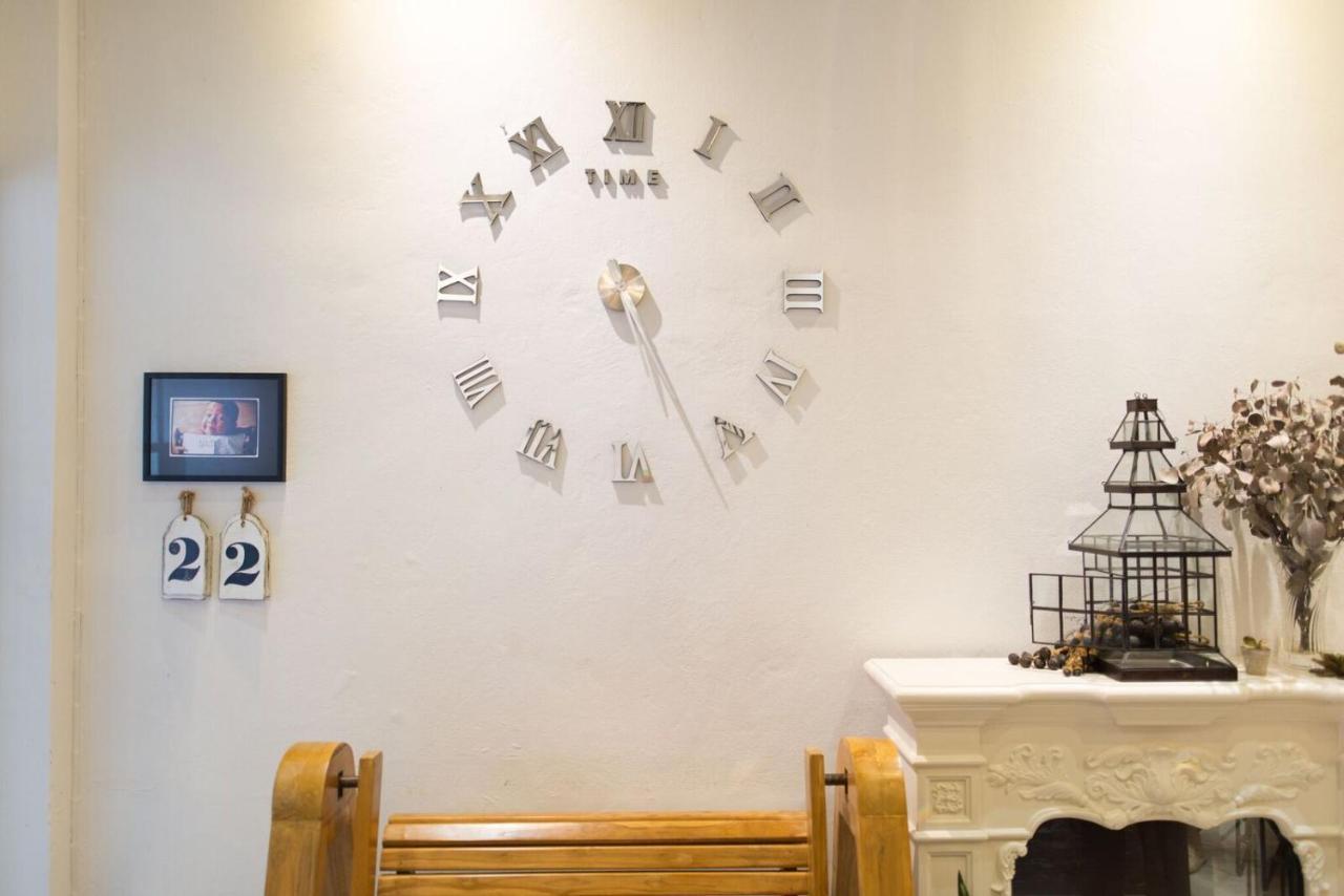 Tha Hostel Csiangmaj Kültér fotó