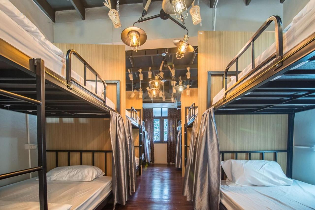 Tha Hostel Csiangmaj Kültér fotó